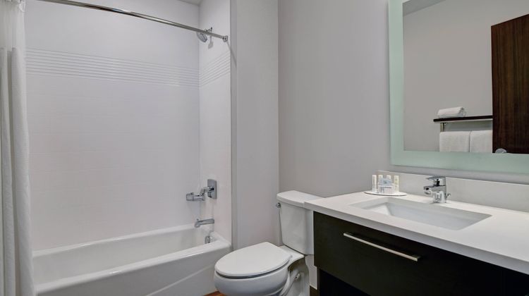 TownePlace Suites Cincinnati Downtown Room