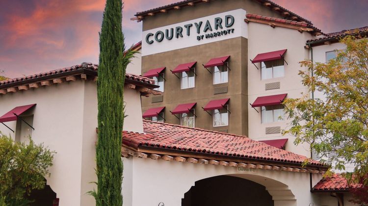 Courtyard Paso Robles Exterior