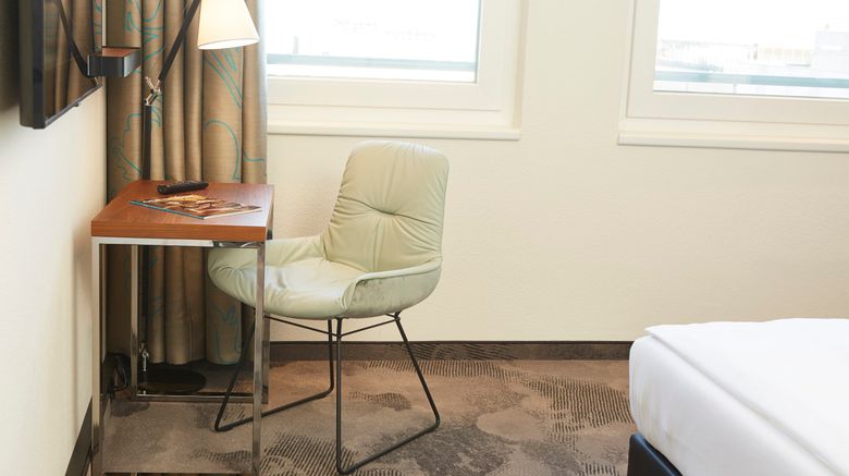 <b>Motel One Essen Room</b>. Images powered by <a href="https://www.leonardoworldwide.com/" title="Leonardo Worldwide" target="_blank">Leonardo</a>.