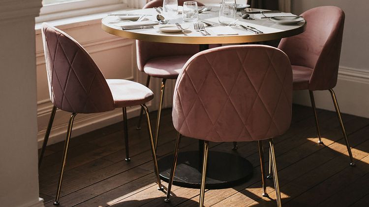 Healing Manor Hotel Restaurant