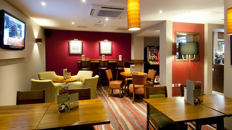 <b>Premier Inn London Ealing Restaurant</b>. Images powered by <a href="https://www.leonardoworldwide.com/" title="Leonardo Worldwide" target="_blank">Leonardo</a>.
