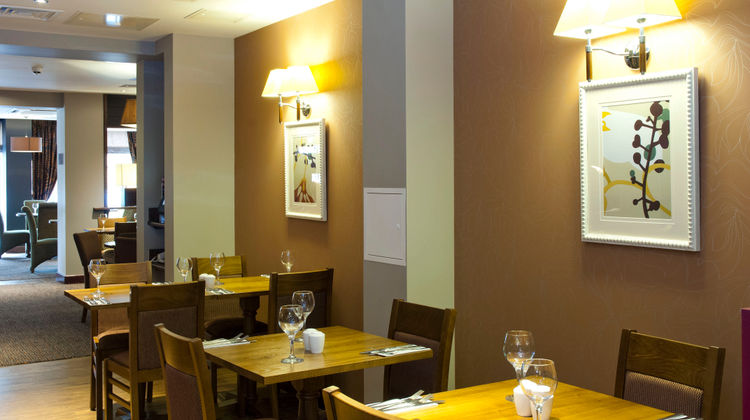 Premier Inn London Ealing Restaurant