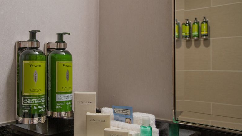 <b>Miyako Hotel Los Angeles Room</b>. Images powered by <a href="https://www.leonardoworldwide.com/" title="Leonardo Worldwide" target="_blank">Leonardo</a>.