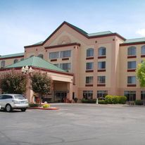 Plaza Hotel & Suites Winona