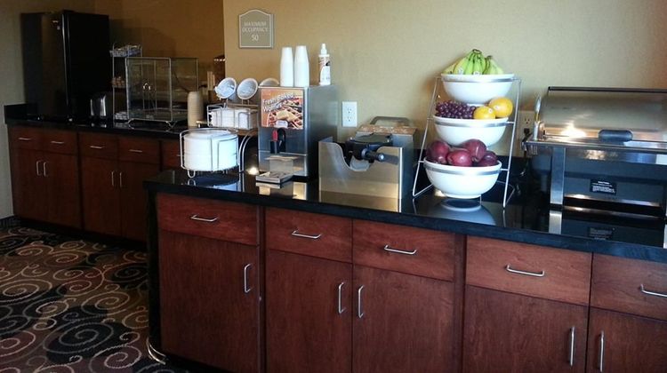 Cobblestone Inn & Suites Restaurant