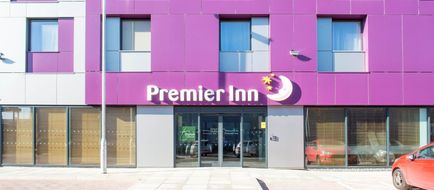 Premier Inn London Edmonton Exterior
