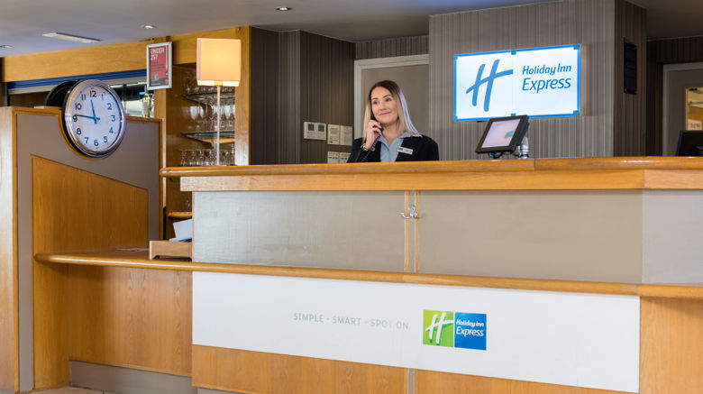 <b>Holiday Inn Express London-Luton Airport Exterior</b>. Images powered by <a href="https://www.leonardoworldwide.com/" title="Leonardo Worldwide" target="_blank">Leonardo</a>.