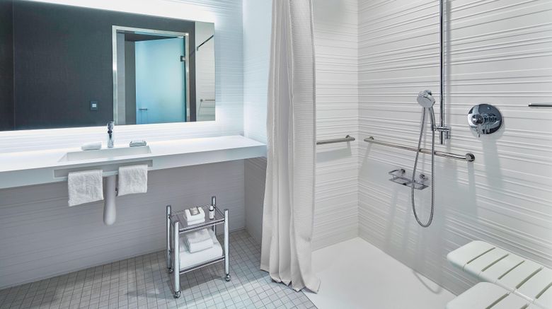 <b>AC Hotel by Marriott Cleveland Beachwood Room</b>. Images powered by <a href="https://www.leonardoworldwide.com/" title="Leonardo Worldwide" target="_blank">Leonardo</a>.