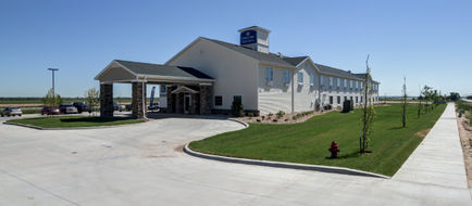 Cobblestone Inn & Suites Kersey Exterior