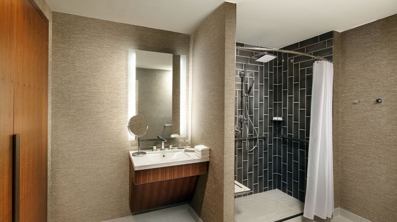 <b>The Westin Galleria Houston Room</b>. Images powered by <a href="https://www.leonardoworldwide.com/" title="Leonardo Worldwide" target="_blank">Leonardo</a>.