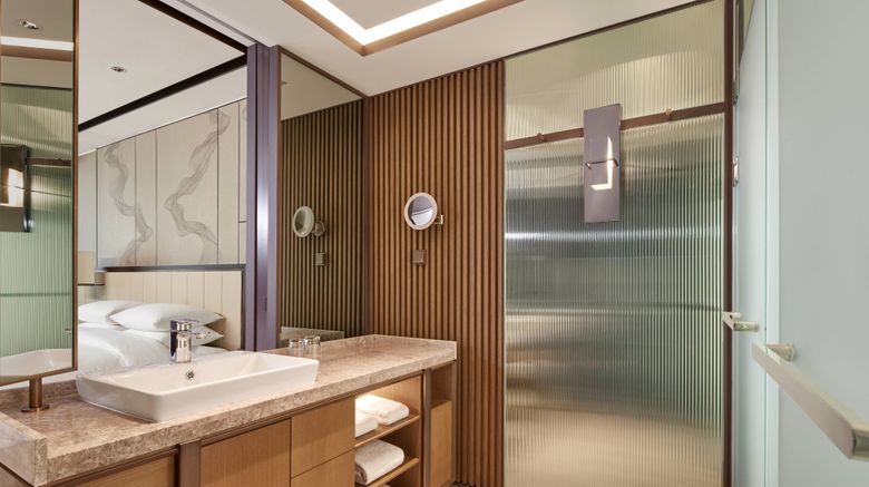 <b>Daegu Marriott Hotel Room</b>. Images powered by <a href="https://www.leonardoworldwide.com/" title="Leonardo Worldwide" target="_blank">Leonardo</a>.