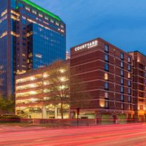 Courtyard by Marriott Downtown