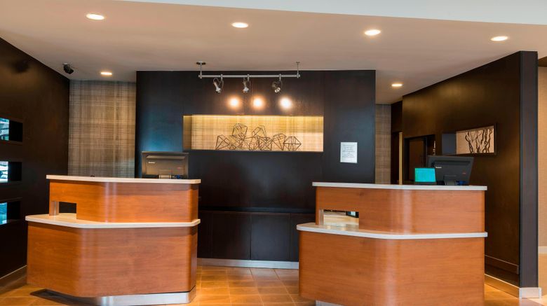 <b>Courtyard by Marriott Downtown Lobby</b>. Images powered by <a href="https://www.leonardoworldwide.com/" title="Leonardo Worldwide" target="_blank">Leonardo</a>.