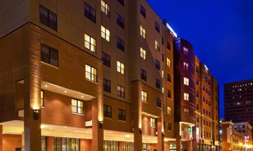 Courtyard Syracuse Downtown at Armory Sq