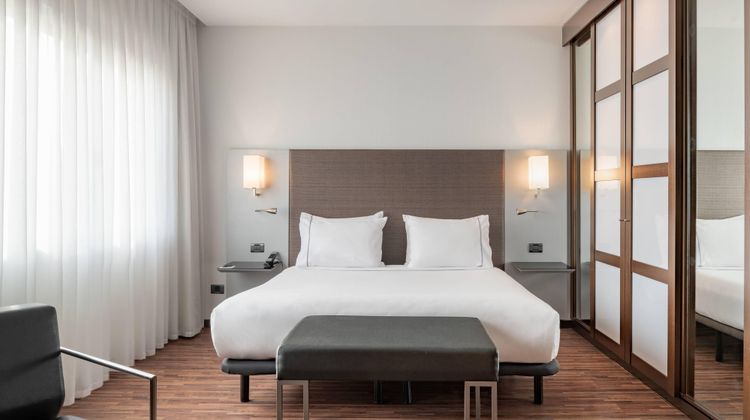 AC San Sebastian De Los Reyes Suite