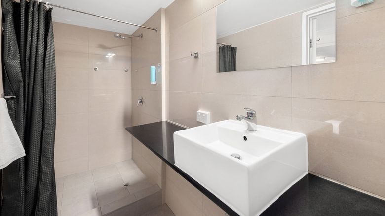 <b>Airport Hacienda Motel Room</b>. Images powered by <a href="https://www.leonardoworldwide.com/" title="Leonardo Worldwide" target="_blank">Leonardo</a>.