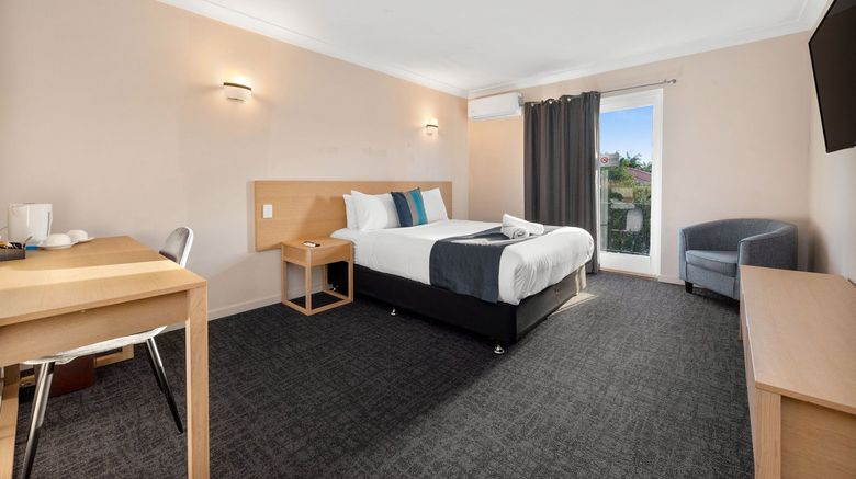 <b>Airport Hacienda Motel Room</b>. Images powered by <a href="https://www.leonardoworldwide.com/" title="Leonardo Worldwide" target="_blank">Leonardo</a>.