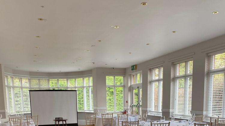 Healing Manor Hotel Ballroom