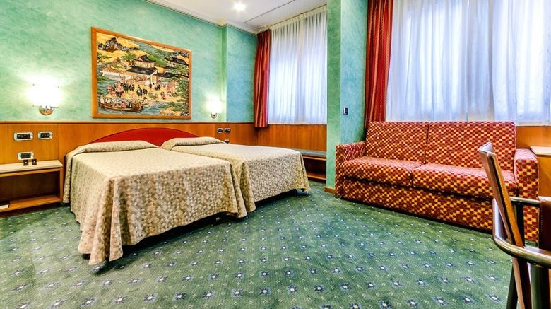 <b>Hotel Brunelleschi Milano Room</b>. Images powered by <a href="https://www.leonardoworldwide.com/" title="Leonardo Worldwide" target="_blank">Leonardo</a>.