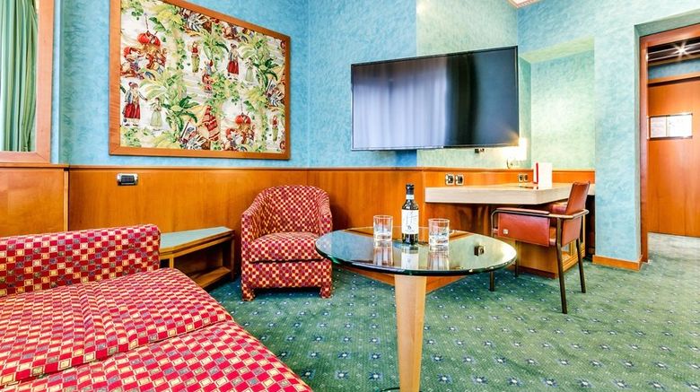 <b>Hotel Brunelleschi Milano Room</b>. Images powered by <a href="https://www.leonardoworldwide.com/" title="Leonardo Worldwide" target="_blank">Leonardo</a>.