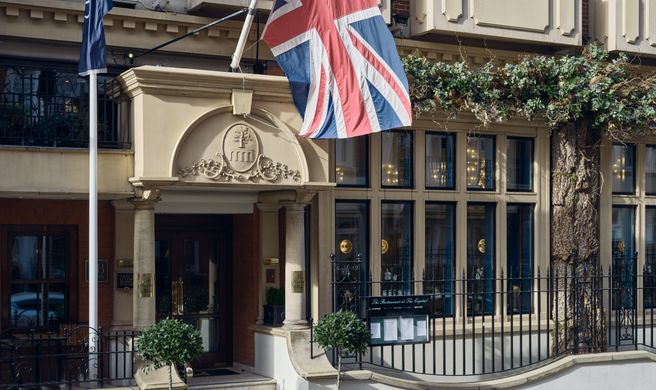 Capital Hotel, Apartments & Townhouse Exterior