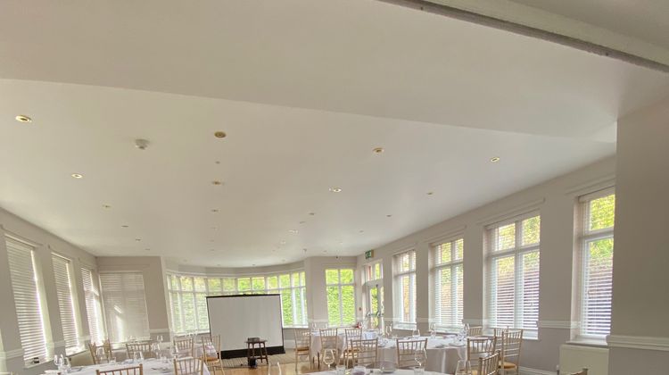 Healing Manor Hotel Ballroom