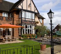 Premier Inn London Harrow Exterior