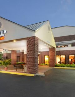 Fairfield Inn & Suites Charlottesville N