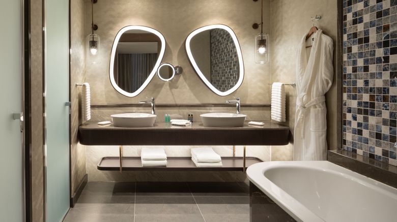 <b>The Westin Istanbul Nisantasi Room</b>. Images powered by <a href="https://www.leonardoworldwide.com/" title="Leonardo Worldwide" target="_blank">Leonardo</a>.