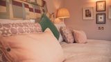 Grosvenor Hotel Room