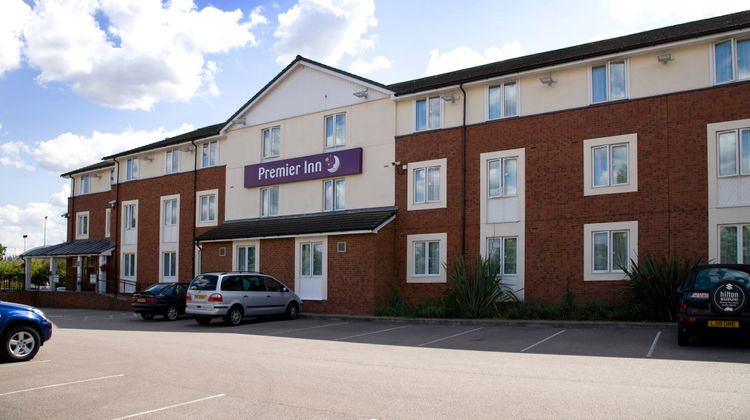 Premier Inn Basildon Festival Park Exterior