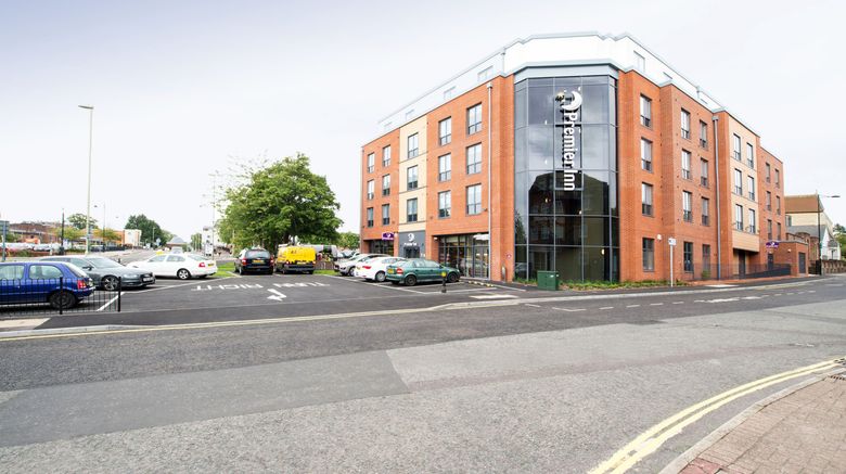 <b>Premier Inn Basingstoke Town Centre Exterior</b>. Images powered by <a href="https://www.leonardoworldwide.com/" title="Leonardo Worldwide" target="_blank">Leonardo</a>.