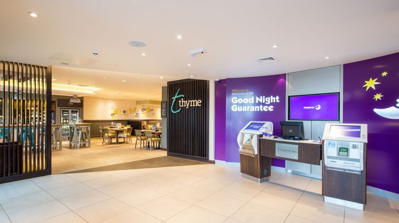 <b>Premier Inn Basingstoke Town Centre Lobby</b>. Images powered by <a href="https://www.leonardoworldwide.com/" title="Leonardo Worldwide" target="_blank">Leonardo</a>.