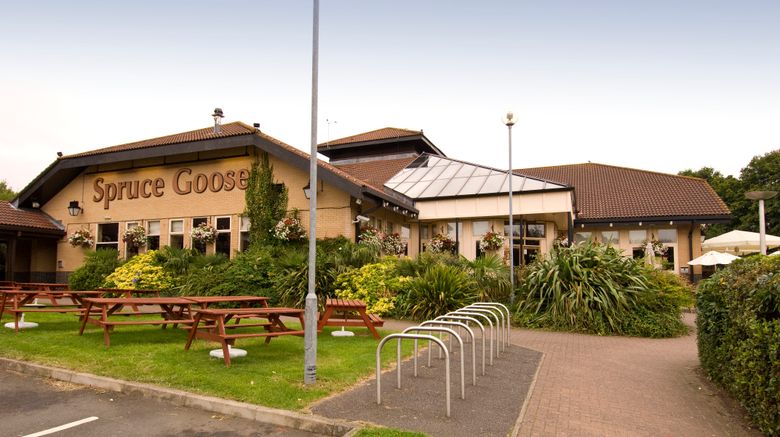 <b>Premier Inn Basingstoke West (Churchill) Exterior</b>. Images powered by <a href="https://www.leonardoworldwide.com/" title="Leonardo Worldwide" target="_blank">Leonardo</a>.