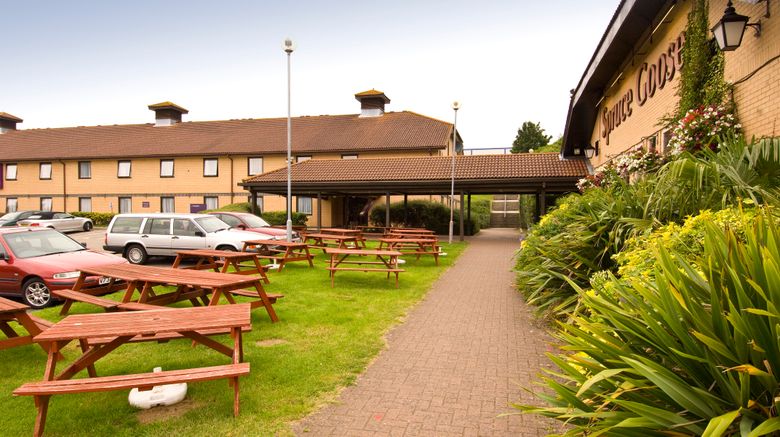 <b>Premier Inn Basingstoke West (Churchill) Exterior</b>. Images powered by <a href="https://www.leonardoworldwide.com/" title="Leonardo Worldwide" target="_blank">Leonardo</a>.