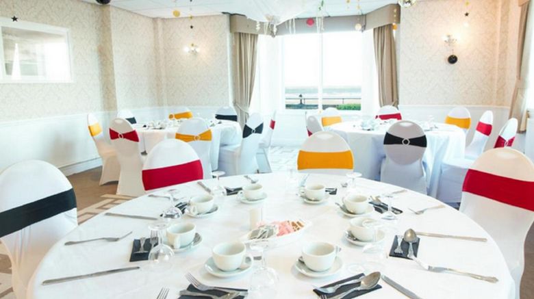 <b>Beaches Hotel Meeting</b>. Images powered by <a href="https://www.leonardoworldwide.com/" title="Leonardo Worldwide" target="_blank">Leonardo</a>.