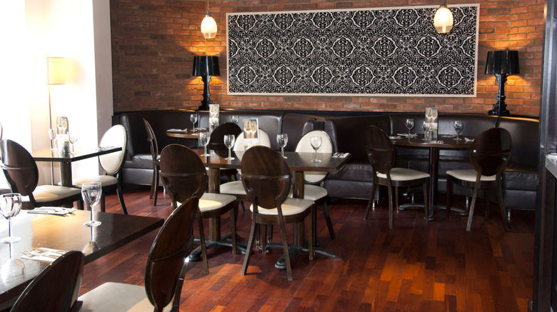 <b>Premier Inn London Euston Restaurant</b>. Images powered by <a href="https://www.leonardoworldwide.com/" title="Leonardo Worldwide" target="_blank">Leonardo</a>.