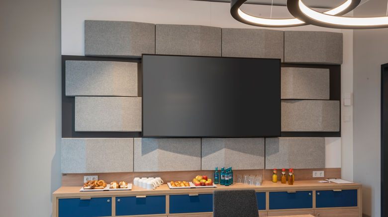 <b>Holiday Inn Express Munich North Meeting</b>. Images powered by <a href="https://www.leonardoworldwide.com/" title="Leonardo Worldwide" target="_blank">Leonardo</a>.