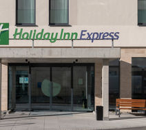 Holiday Inn Express Munich North Exterior
