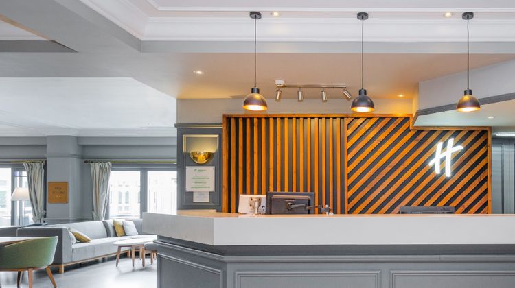Holiday Inn Maidstone Lobby