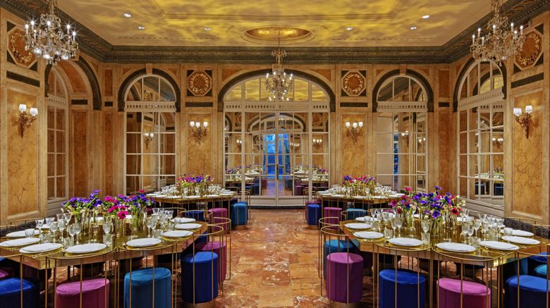 <b>The St Regis Rome Meeting</b>. Images powered by <a href="https://www.leonardoworldwide.com/" title="Leonardo Worldwide" target="_blank">Leonardo</a>.