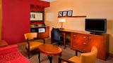 Courtyard by Marriott Orlando Airport Suite