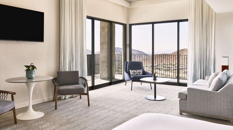 ADERO Resort, Autograph Collection Suite