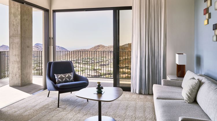 ADERO Resort, Autograph Collection Suite