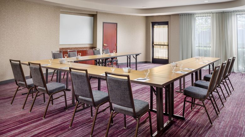 <b>Courtyard Sacramento Folsom Meeting</b>. Images powered by <a href="https://www.leonardoworldwide.com/" title="Leonardo Worldwide" target="_blank">Leonardo</a>.