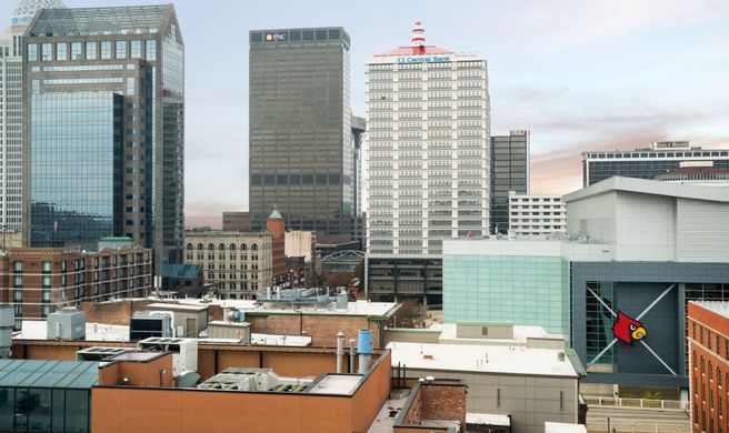 Moxy Louisville Downtown Exterior