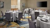 <b>Delta Hotels Calgary Airport In-Terminal Restaurant</b>. Images powered by <a href="https://leonardo.com/" title="Leonardo Worldwide" target="_blank">Leonardo</a>.