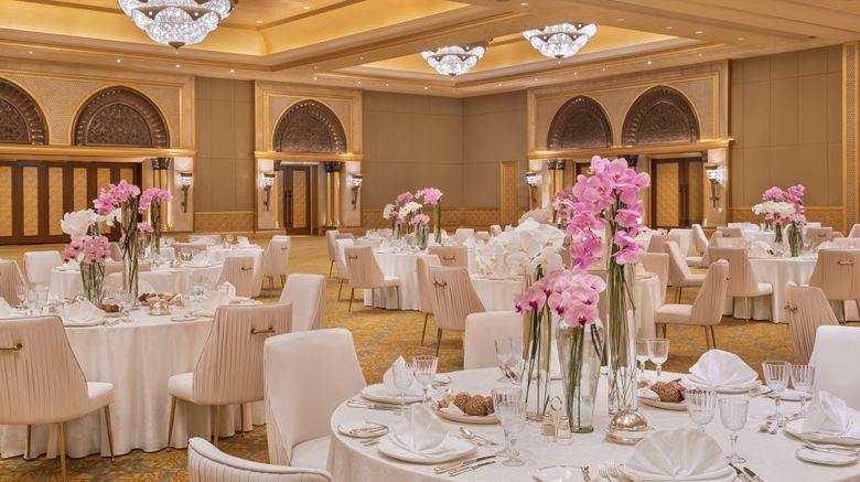 <b>Emirates Palace Mandarin Oriental Ballroom</b>. Images powered by <a href="https://www.leonardoworldwide.com/" title="Leonardo Worldwide" target="_blank">Leonardo</a>.
