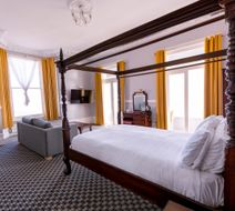 San Clu Hotel Room