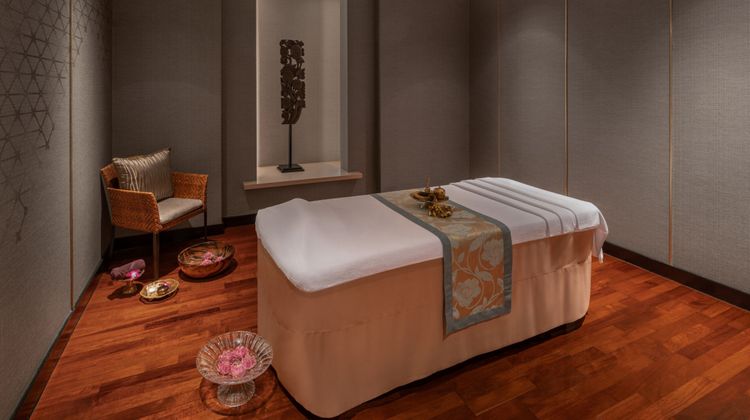 The Athenee Hotel, a Luxury Collection Spa